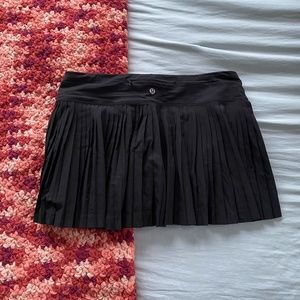 Lululemon Pleat to Street Skirt